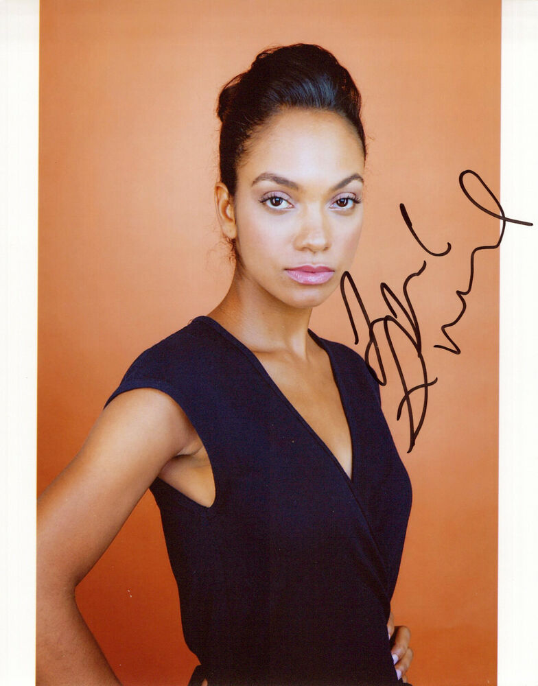 Lyndie Greenwood glamour shot autographed Photo Poster painting signed 8x10 #2