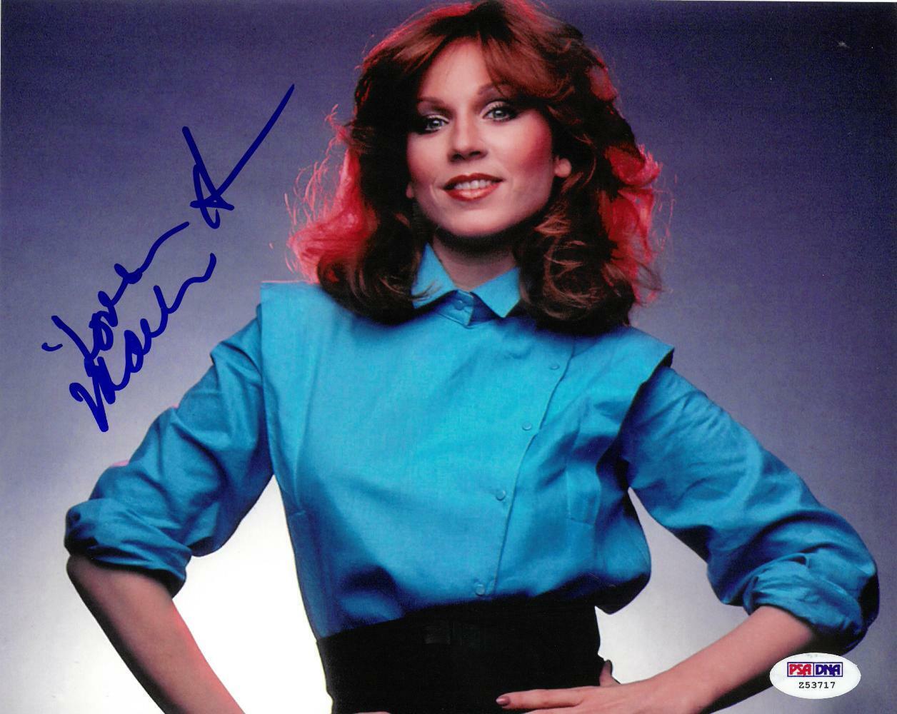 Marilu Henner Signed Authentic Autographed 8x10 Photo Poster painting PSA/DNA #Z53717