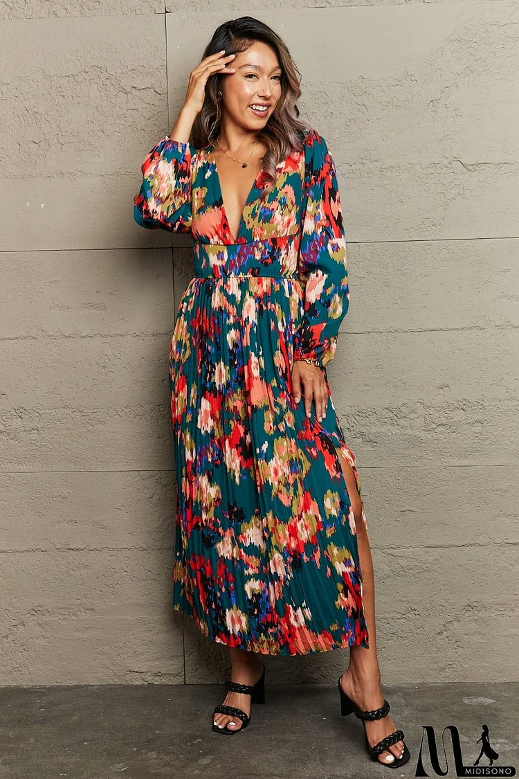 Printed Deep V Slit Pleated Dress