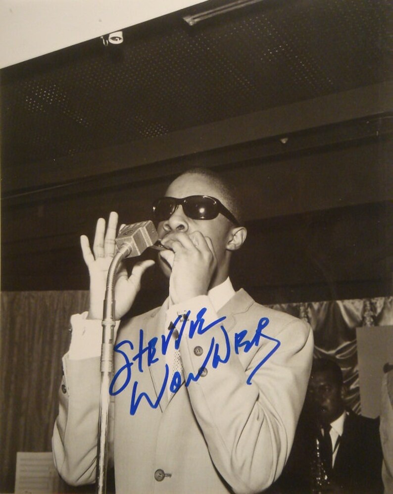 STEVIE WONDER SIGNED Photo Poster painting Fingertips Superstition Songs In The Key Of Life wcoa