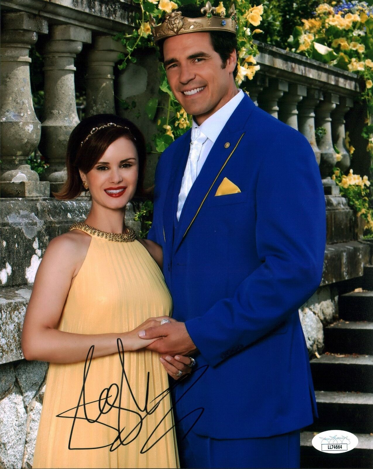 Keegan Connor Tracy Descendants 8x10 Photo Poster painting Signed Autograph JSA Cert COA Auto