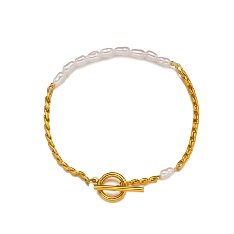 An Elegant 18K Real Gold Stainless Steel Freshwater Pearl Bracelet Is Suitable For Women’s Daily Wear