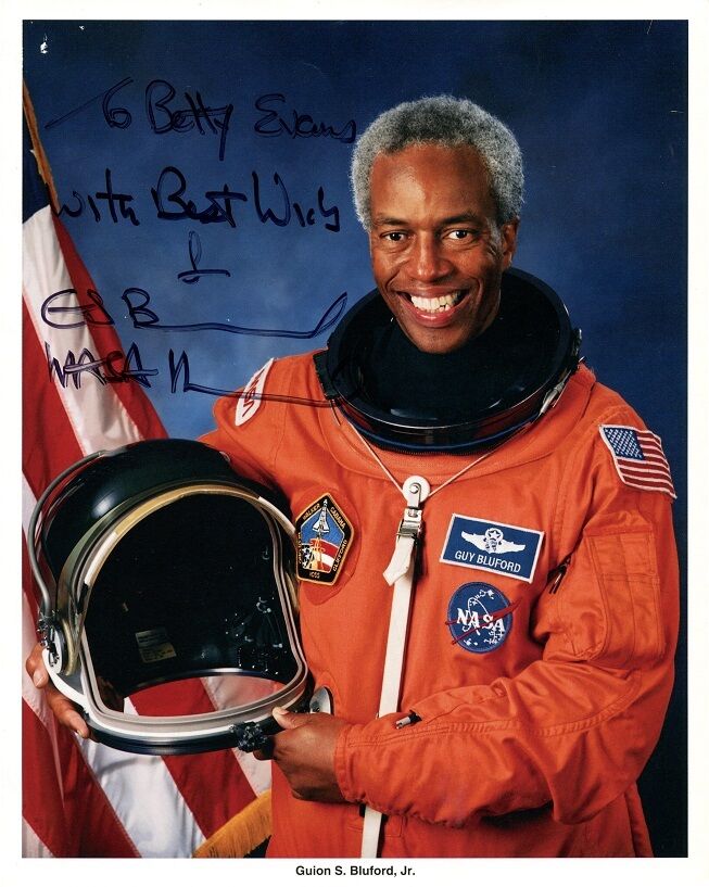 Shuttle Astronaut GUION S. BLUFORD, JR. Signed Photo Poster painting