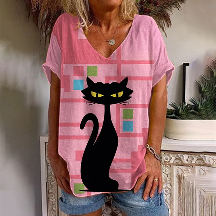 Check Cat Print V-Neck T-Shirt