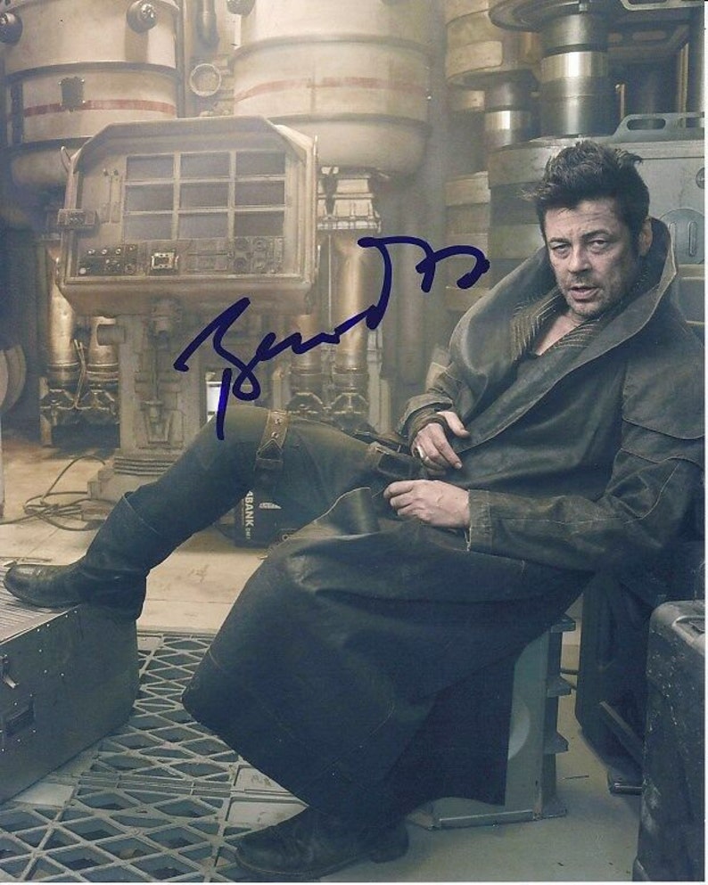 Benicio del toro signed autographed star wars the last jedi dj 8x10 Photo Poster painting