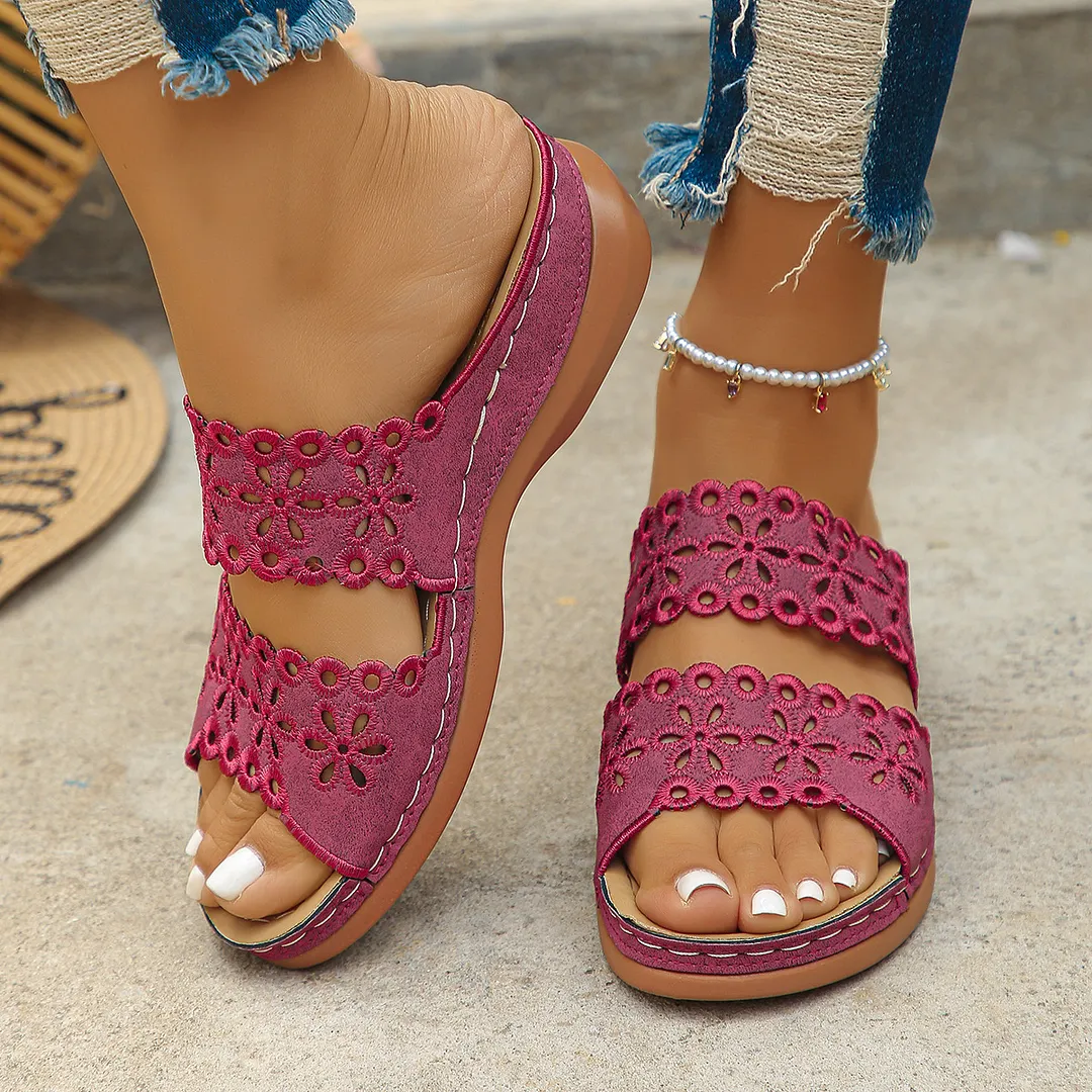 Breakj Breakj Hollow Flowers One-Word Slippers Women In The Summer Of 2025 New Leisure Thick Bottom Slope And Cold Slippers Women