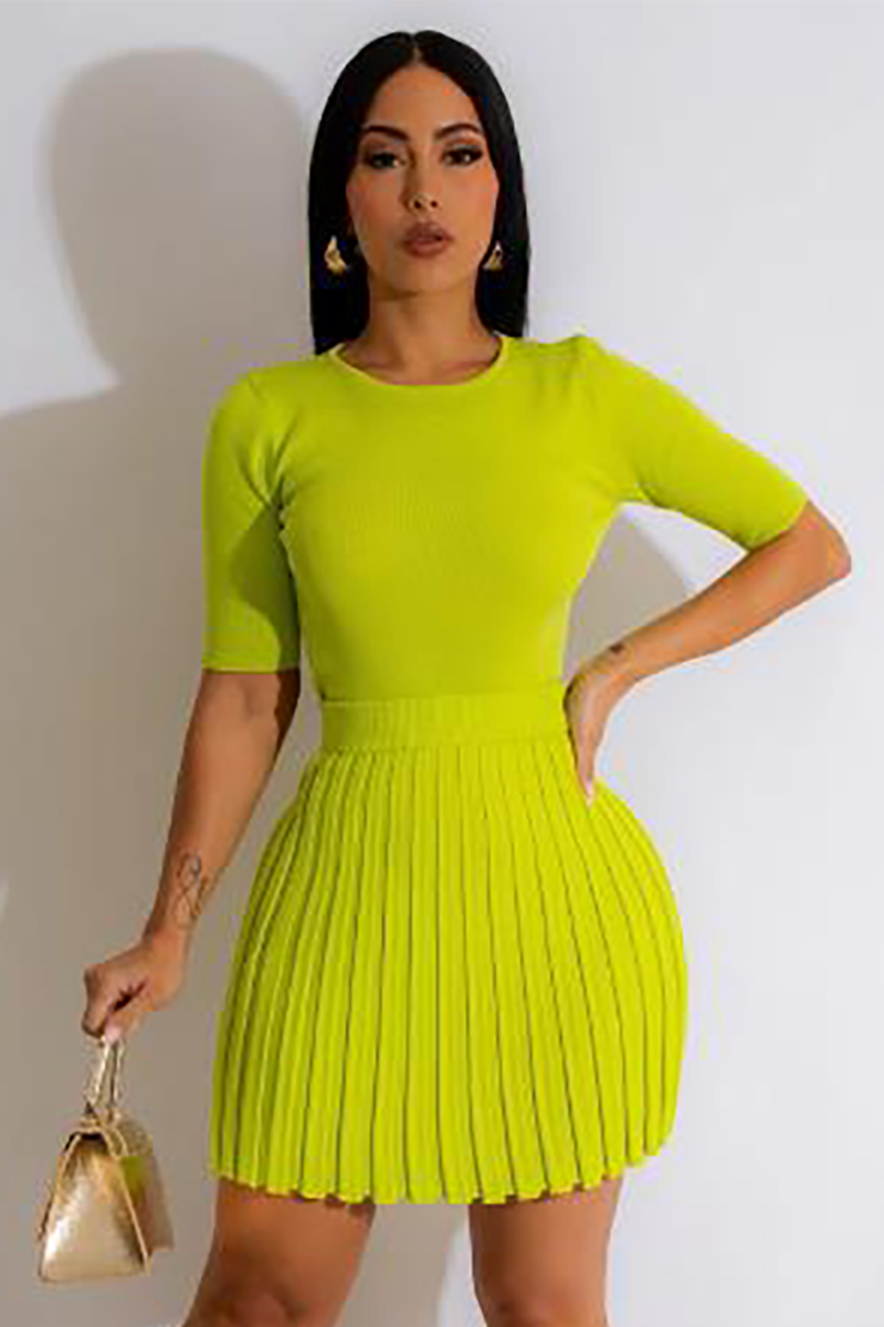 Solid Color Knit Short Sleeve Top Pleated Mini Skirt Matching Set-Green