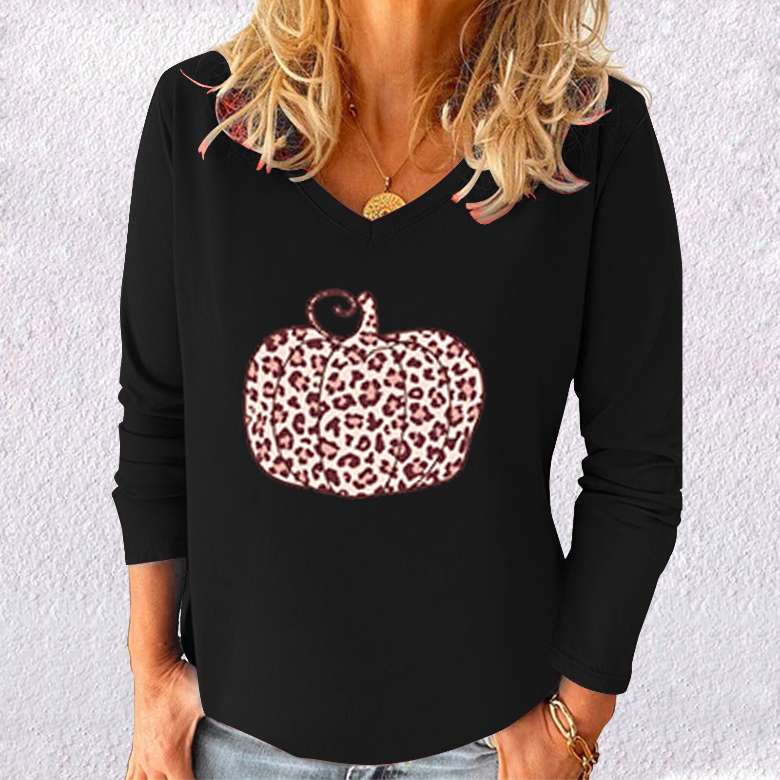 Women's Leopard Pumpkin Halloween Long Sleeve Top Oversized Tee Shirt Women Vintage Graphic Plus Size Female Harajuku Clothing