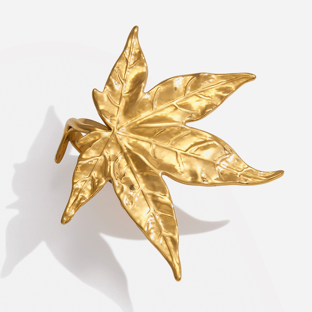 Classic stainless steel maple leaf open ring titanium steel non-fading jewelry light luxury and high-end accessories