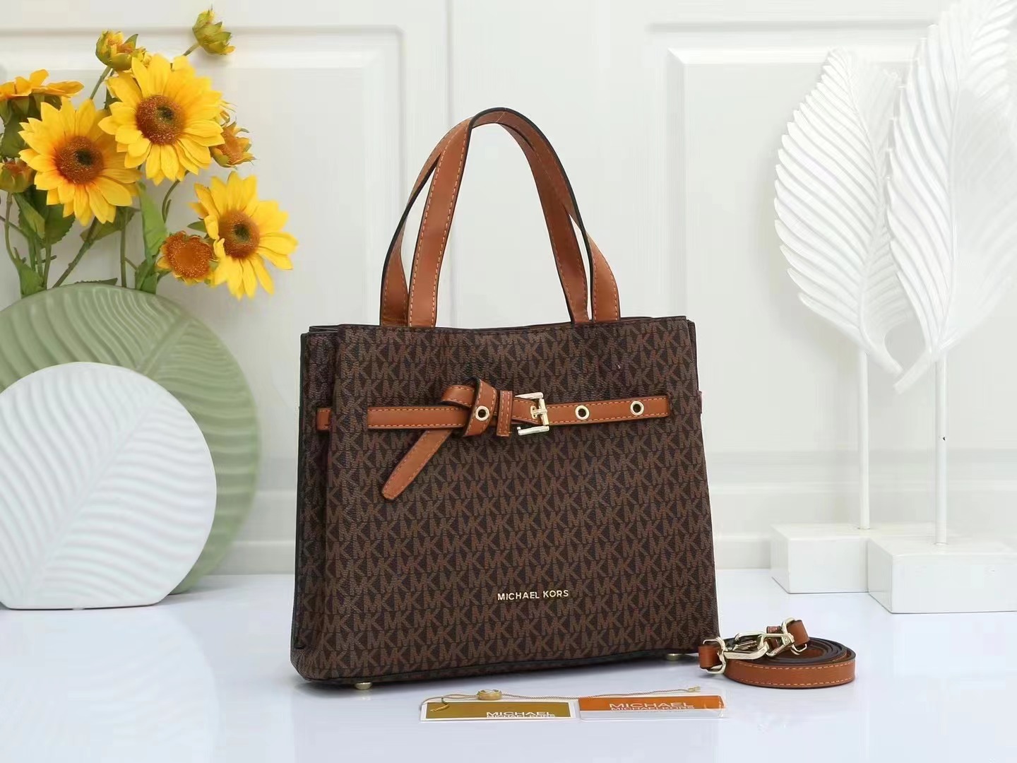 [Factory Direct Sales🔥🔥🔥] 2023 Latest MICHAEL KORS Women's Shoulder Crossbody Handbag - Large - Middle East Sale💥💥💥