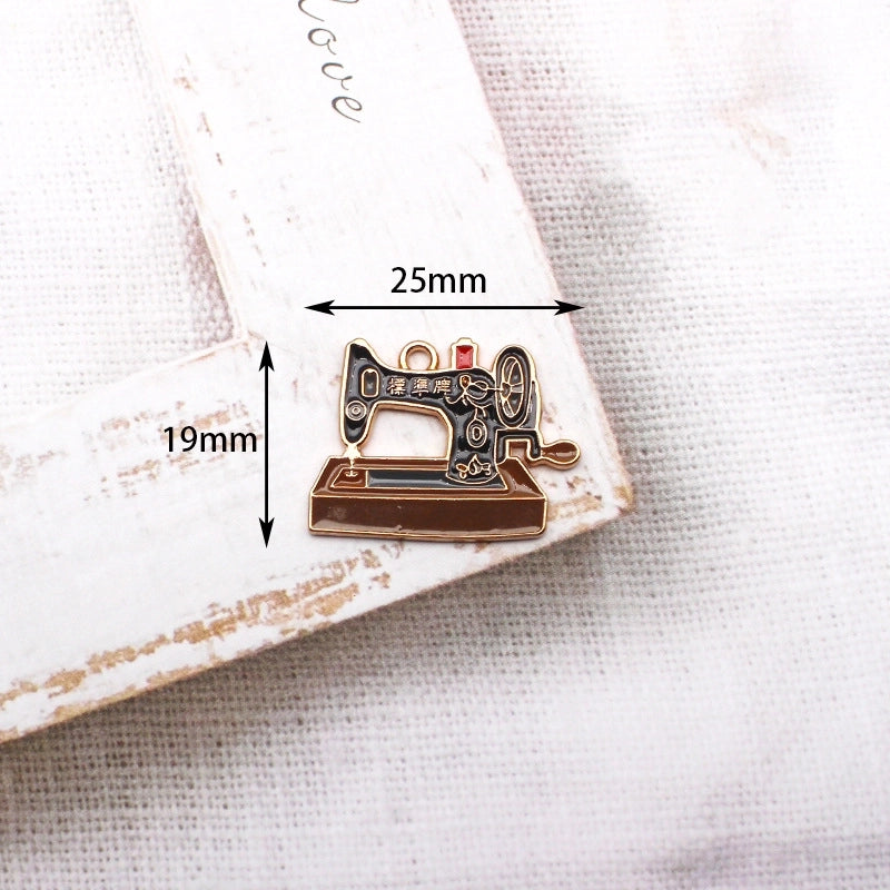 10 Pieces Retro Nostalgic Style Alloy Oil Drop DIY Jewelry Accessories 80 90 S Feeling Bicycle Sewing Machine Camera Pendant