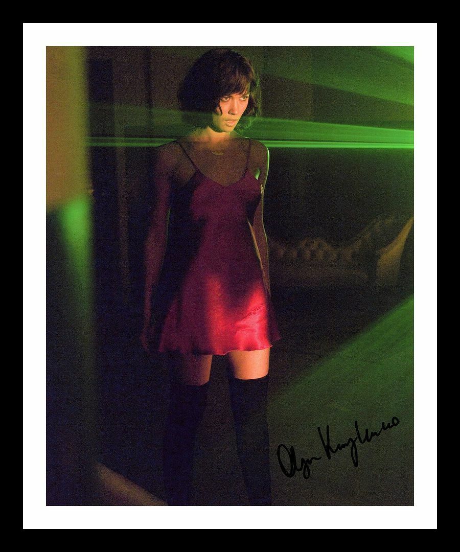 Olga Kurylenko - Max Payne Autographed Signed & Framed Photo Poster painting