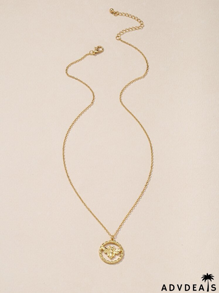 Bee Design Round Charm Necklace