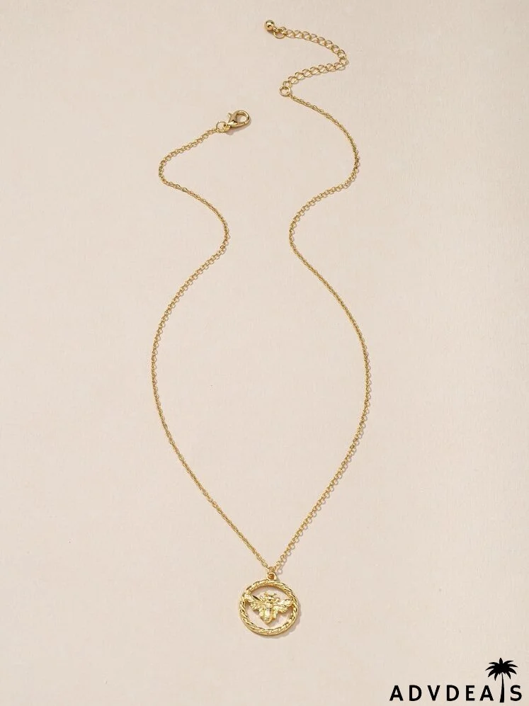 Bee Design Round Charm Necklace