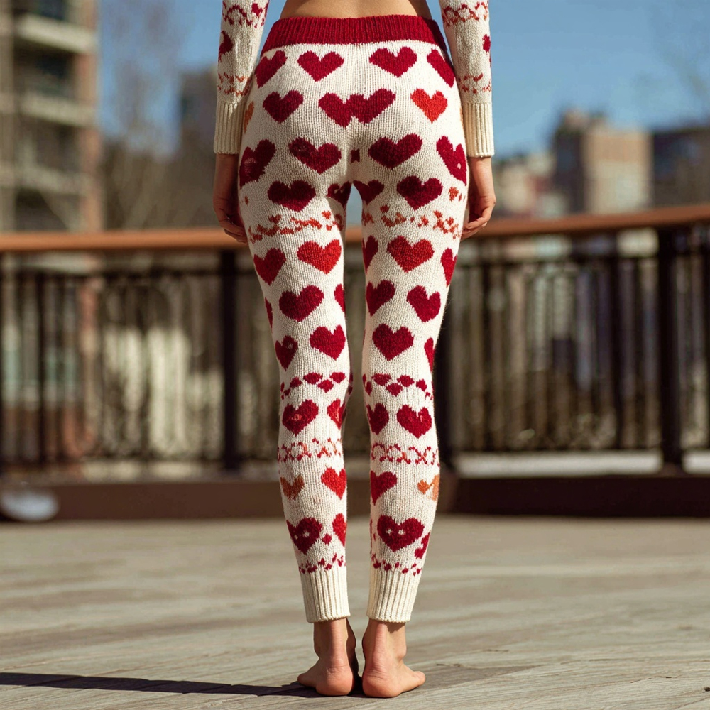 Cute Valentine's Day Hearts Pattern Cozy Knit Leggings wearshes
