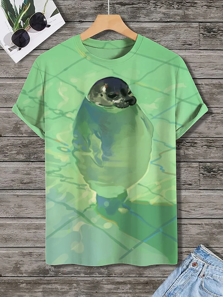 Men's A Seal In The Water Art Print Casual T-Shirt