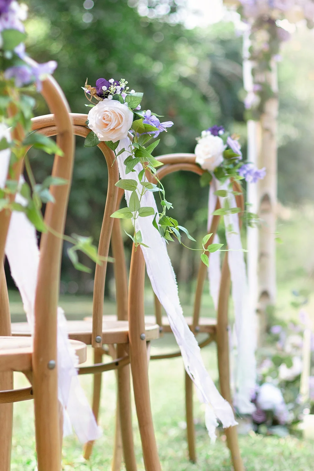 Wedding Aisle Decoration Pew Flowers in Lilac & Gold