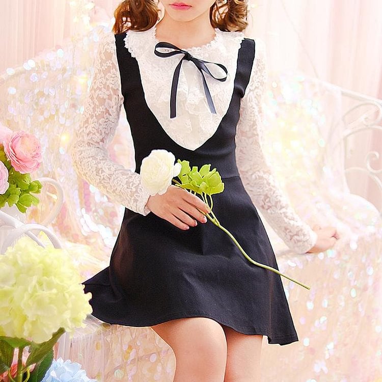 BlackPink Sweet Lace Bow Dress SP1811924