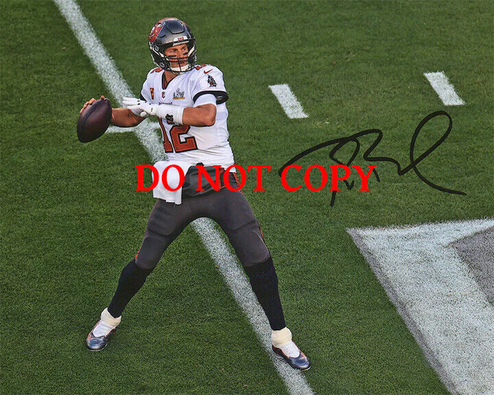 Tom Brady - Autographed Signed 8x10 Photo Poster painting (Tampa Bay Buccaneers) Reprint