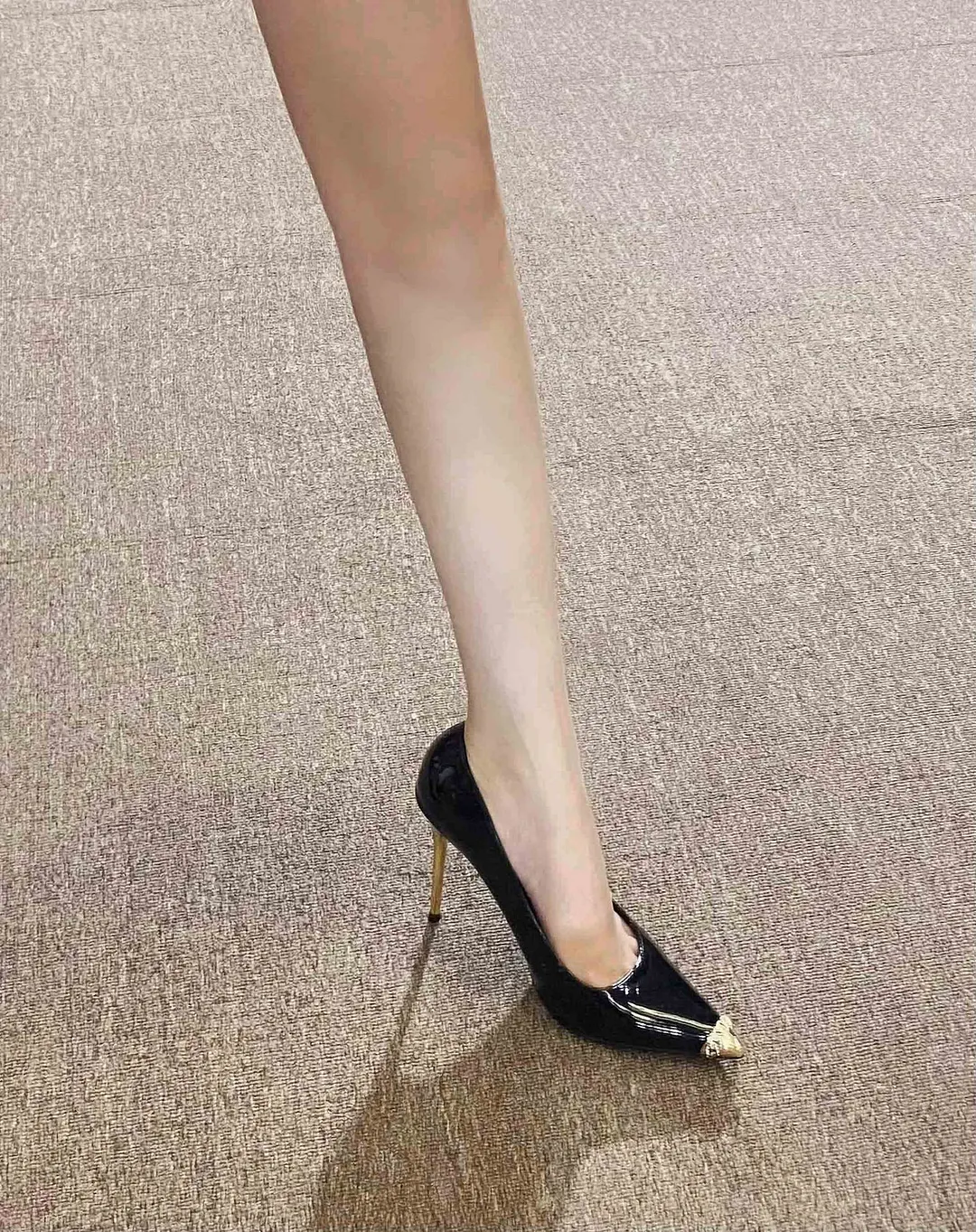 Breakj Breakj New Light Mouth Water Drill Metal Head Patent Black Single Shoes Women Feel Pointed Night Shop Bed High Heels