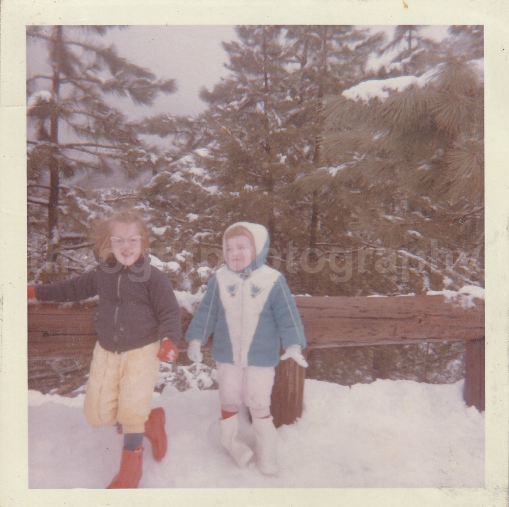 SNOW GIRLS Vintage FOUND Photo Poster painting Original COLOR Photo Poster paintingGRAPHYM 81 25