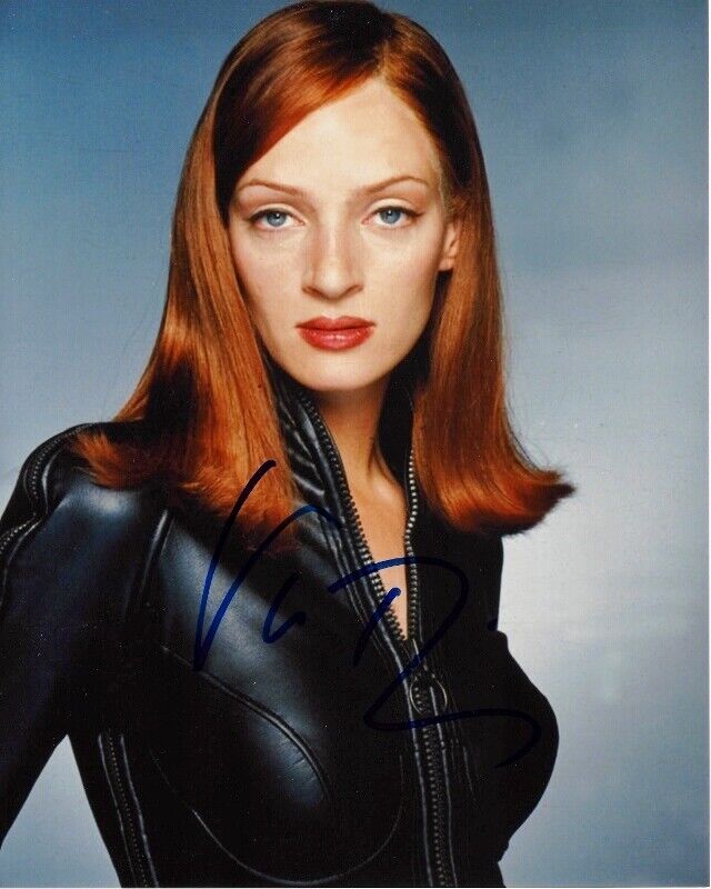 Uma Thurman Signed - Autographed KILL BILL 8x10 inch Photo Poster painting with Certificate