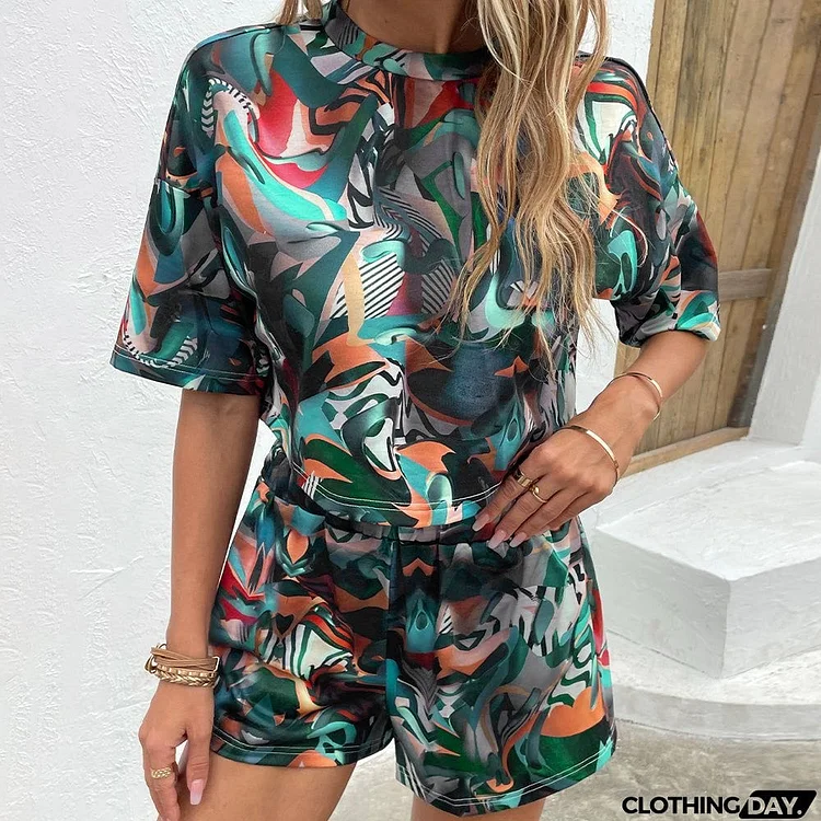 Printed Round Neck Dropped Shoulder Half Sleeve Top and Shorts Set
