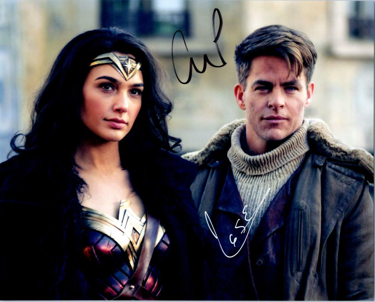 Gal Gadot Chris Pine autographed 8x10 Photo Poster painting signed Pic Nice and COA