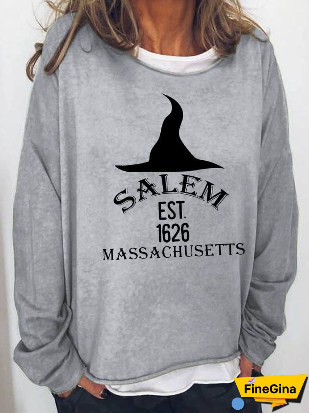 Women's Salem Massachusetts Sweatshirt