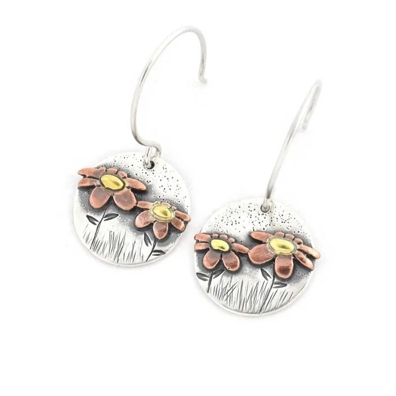 Elegant Women Round Hand Carved Floral Flower Earring Fashion Silver Color Electroplating Tricolor Statement Dangle Earrings