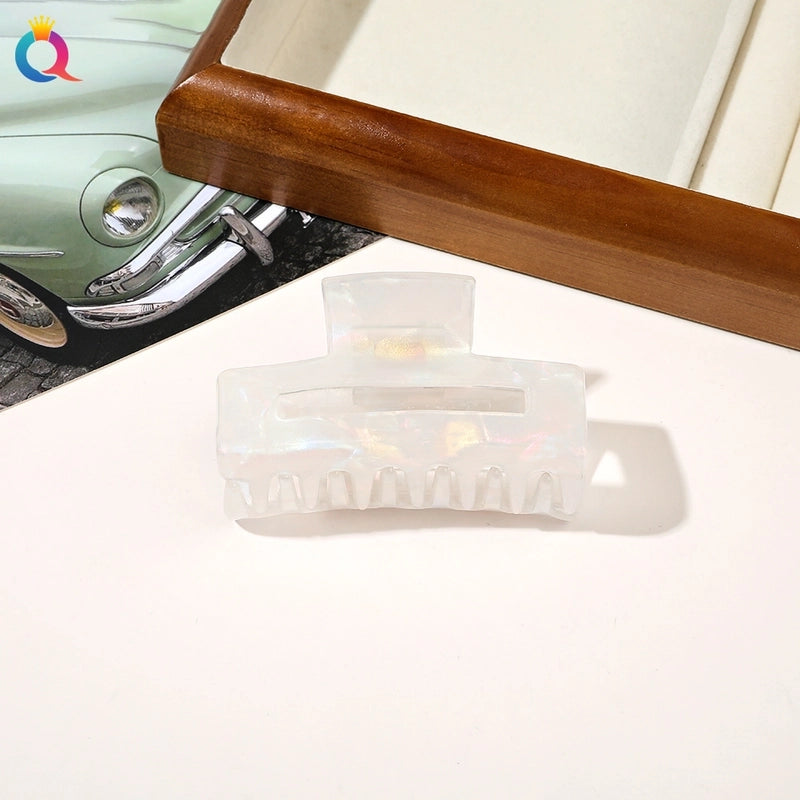 Women’s Minimalist Classic Style Solid Color PVC Hair Claws