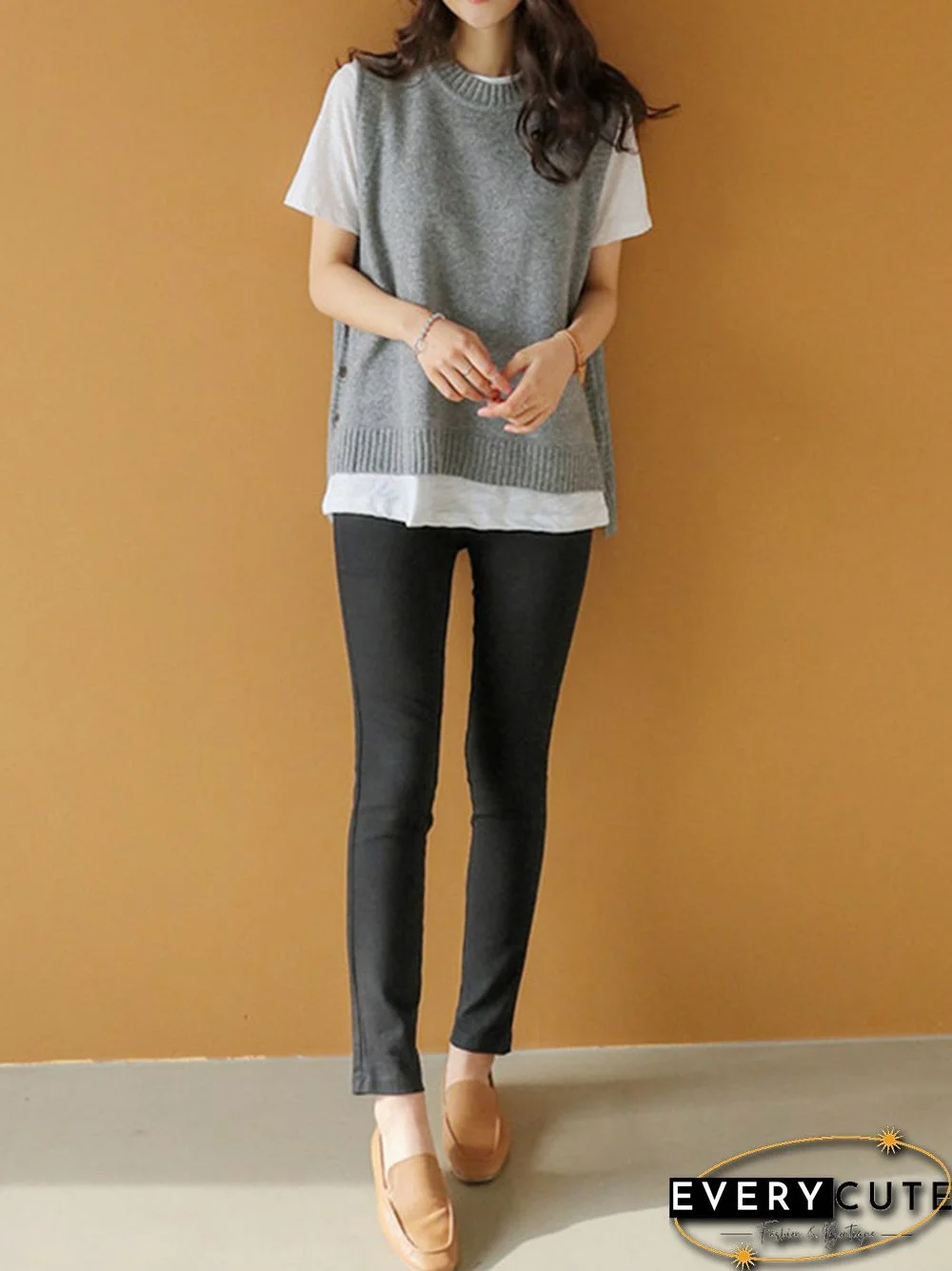 Simple Sleeveless Loose Buttoned Solid Color Round-Neck Sweater Vest Outerwear