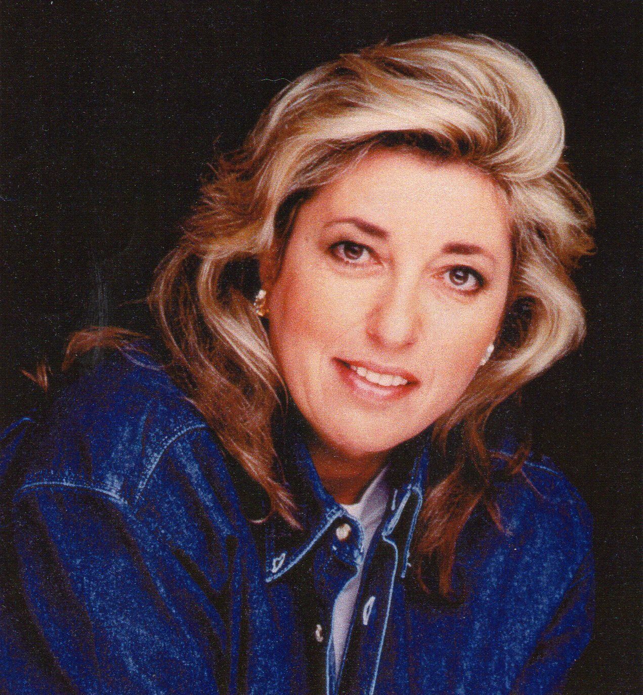 EVE POLLARD AUTOGRAPH, AUTHOR JOURNALIST EDITOR