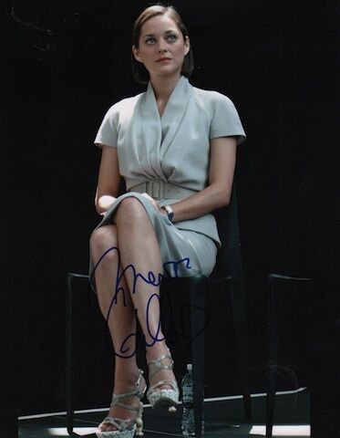 Marion Cotillard signed 11X14 Photo Poster painting