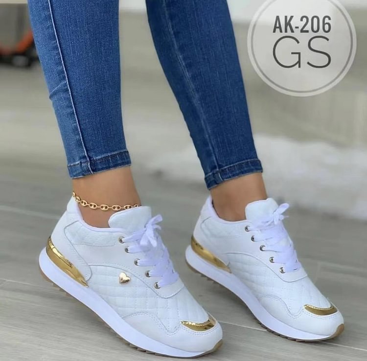 Women's On Sneakers Metal Heart Logo Anklet Casual Shoes Ladies Corrective Shoes Black
