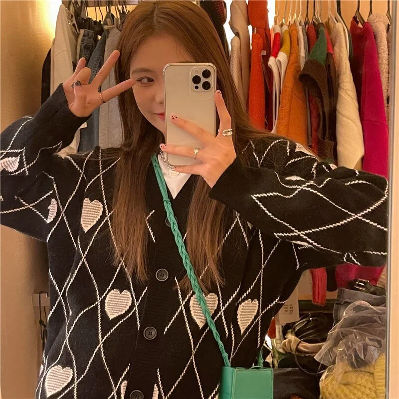 Cardigan Women Vintage Female V-neck Lovely Cartoon Pattern Preppy Style Knitting Outerwear Sweet Long Sleeve Spring Autumn Chic