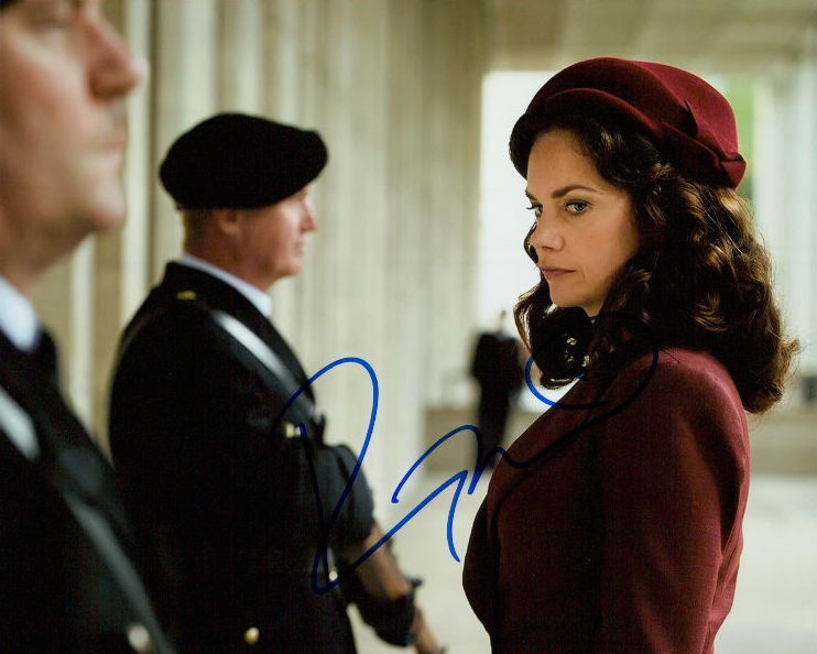 Ruth Wilson (His Dark Materials) signed 8x10 Photo Poster painting