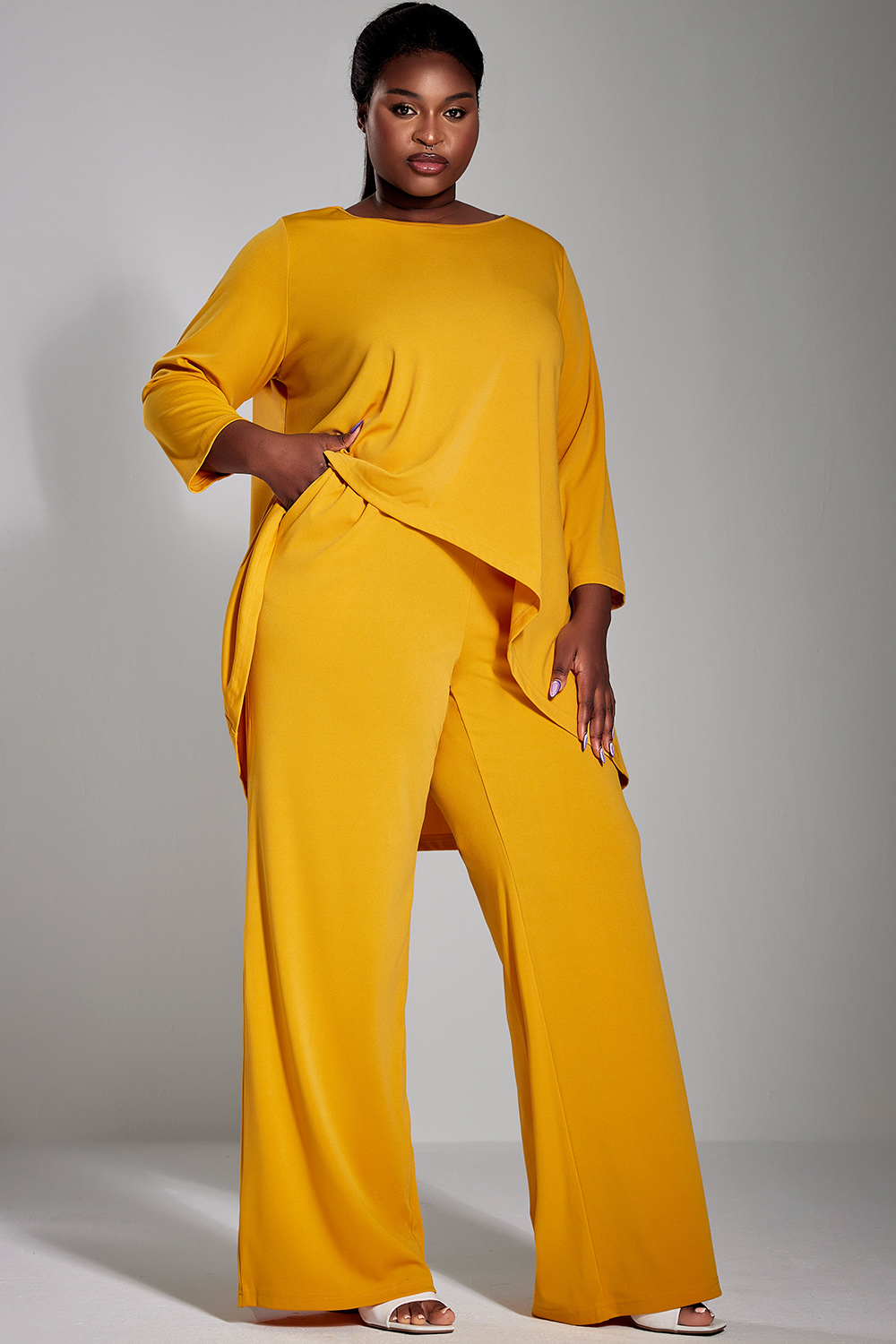 Design Plus Size Casual Pant Set Yellow Round Neck Short Sleeve Irregular Two Piece Pant Set