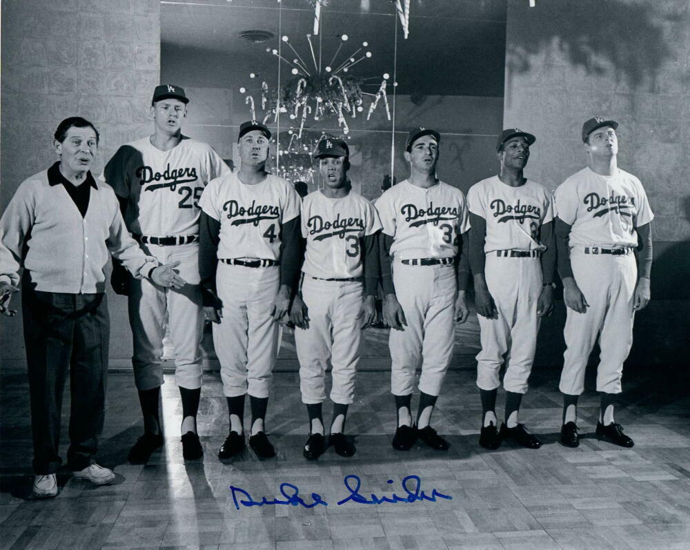 DUKE SNIDER SIGNED AUTOGRAPH 8x10 Photo Poster painting - BROOKLYN DODGERS LEGEND AMAZING Photo Poster painting
