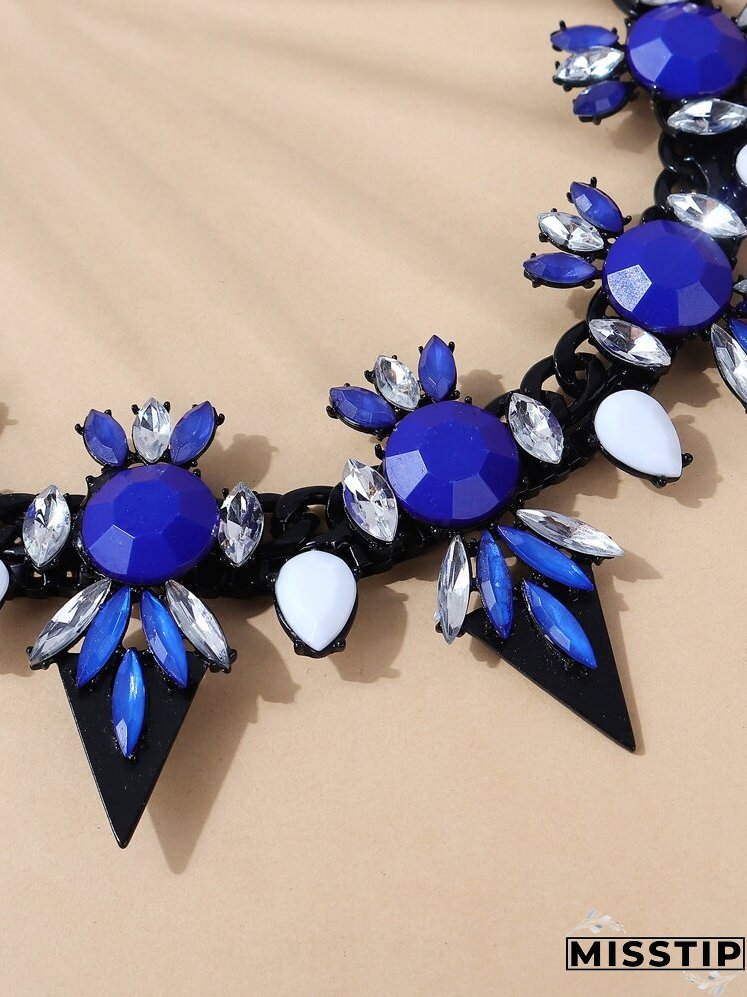 Rhinestone Decor Necklace