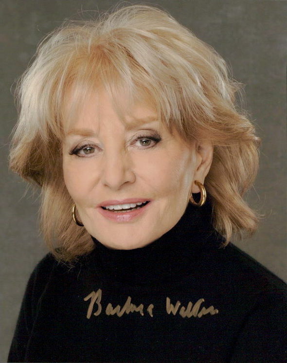 Barbara Walters signed 8x10 Photo Poster painting In-person