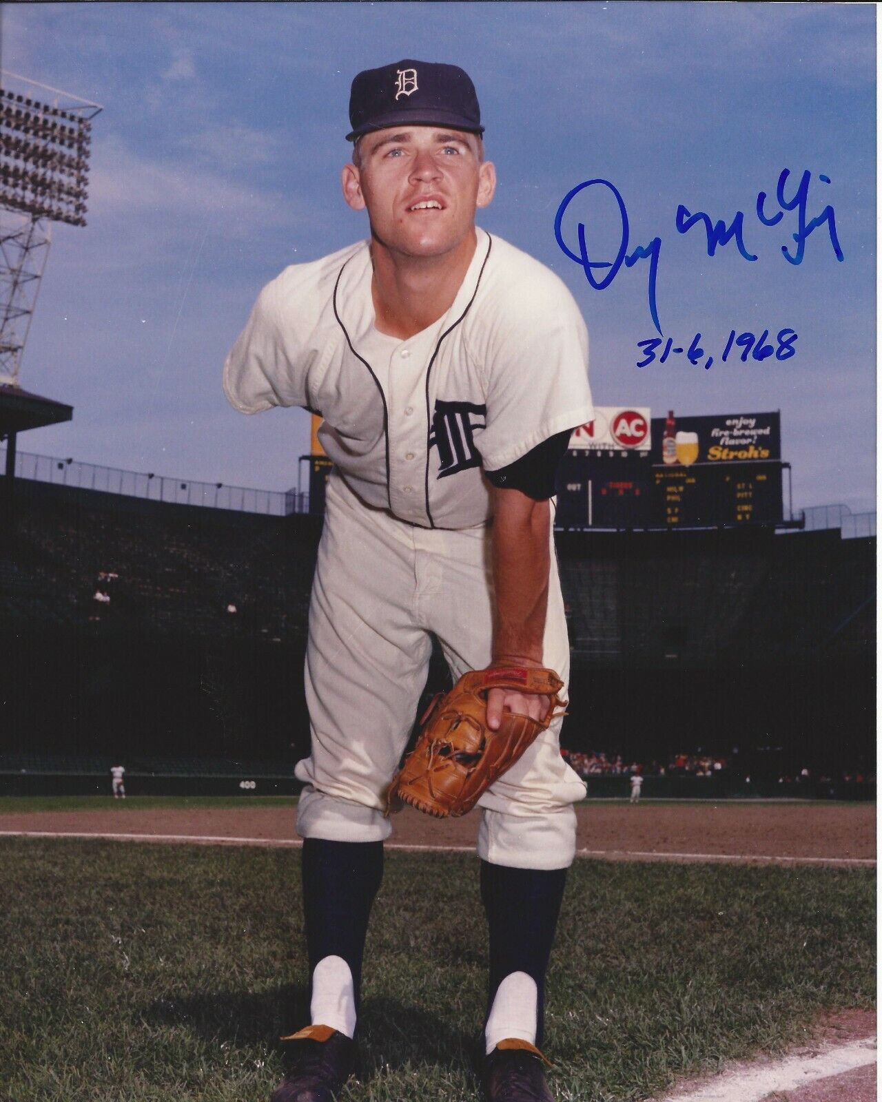 Denny McLain Autographed 8x10 Detroit Tigers#2