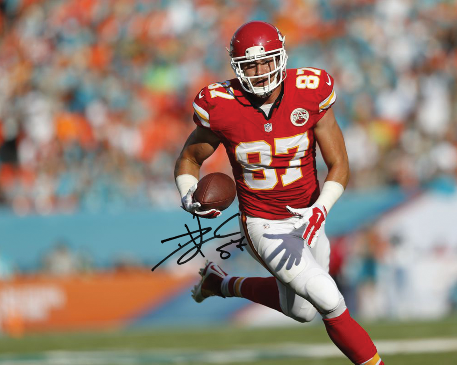 Travis Kelce signed Kansas City Chiefs 8X10 Photo Poster painting picture poster autograph RP