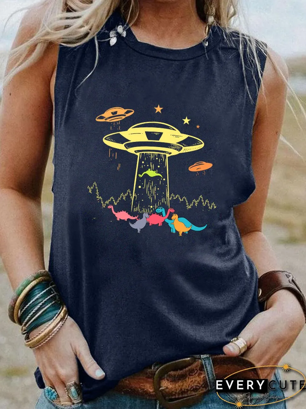 Ufo Dinosaurs Colored Tank Top Harajuku Kawaii Style Dinosaurs Sleevele Tee Women Casual 90S Aesthetic Vintage Top