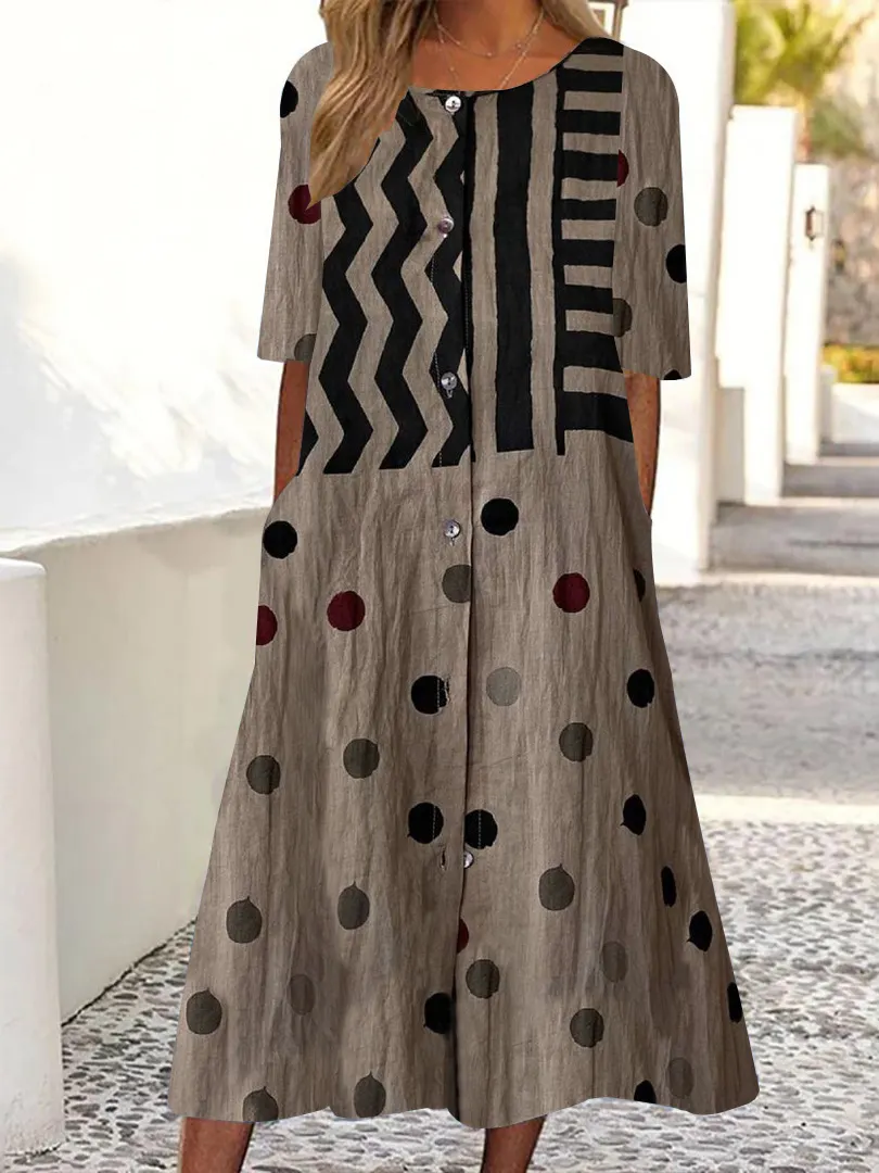 Women's Dark Brown Scoop Neck Short Sleeve Printed Maxi Dress