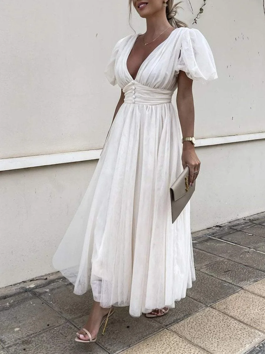 V-neck short-sleeved tulle dress