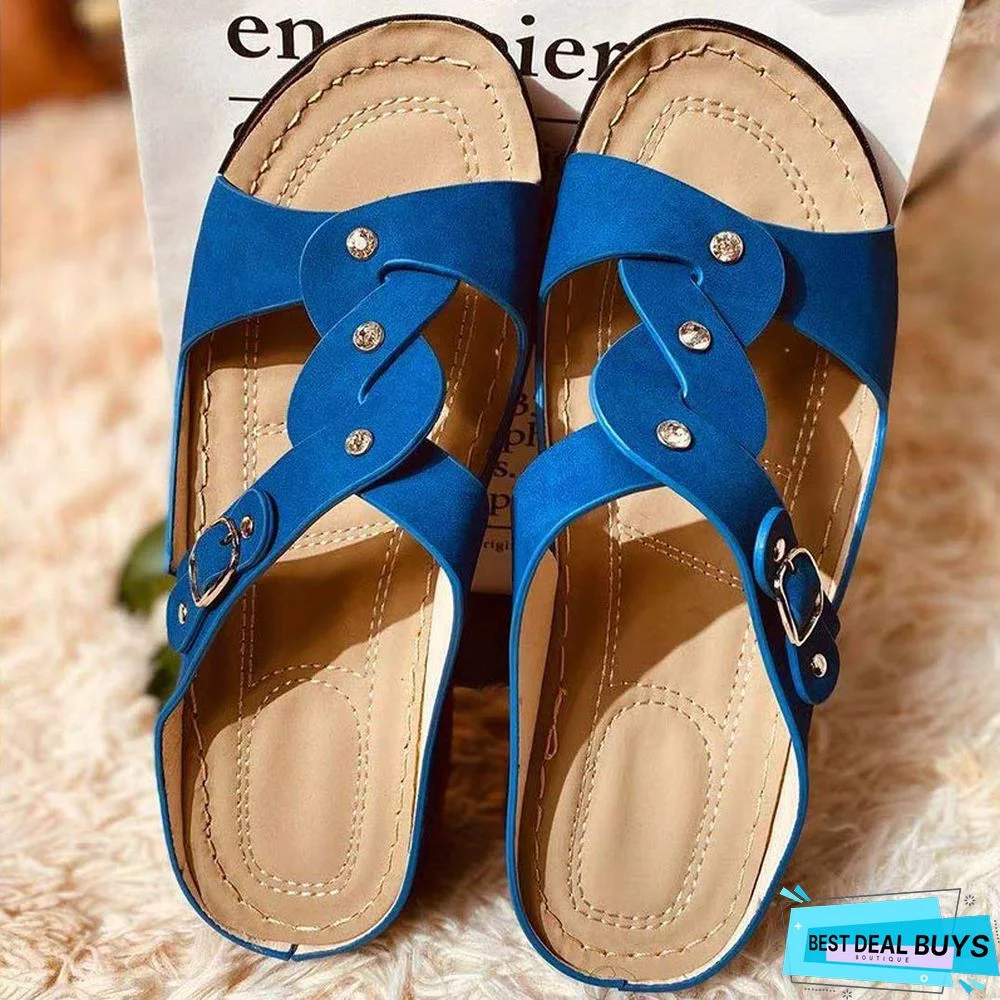 Pi Clue Artificial Leather Low Heel Rivet Slipper