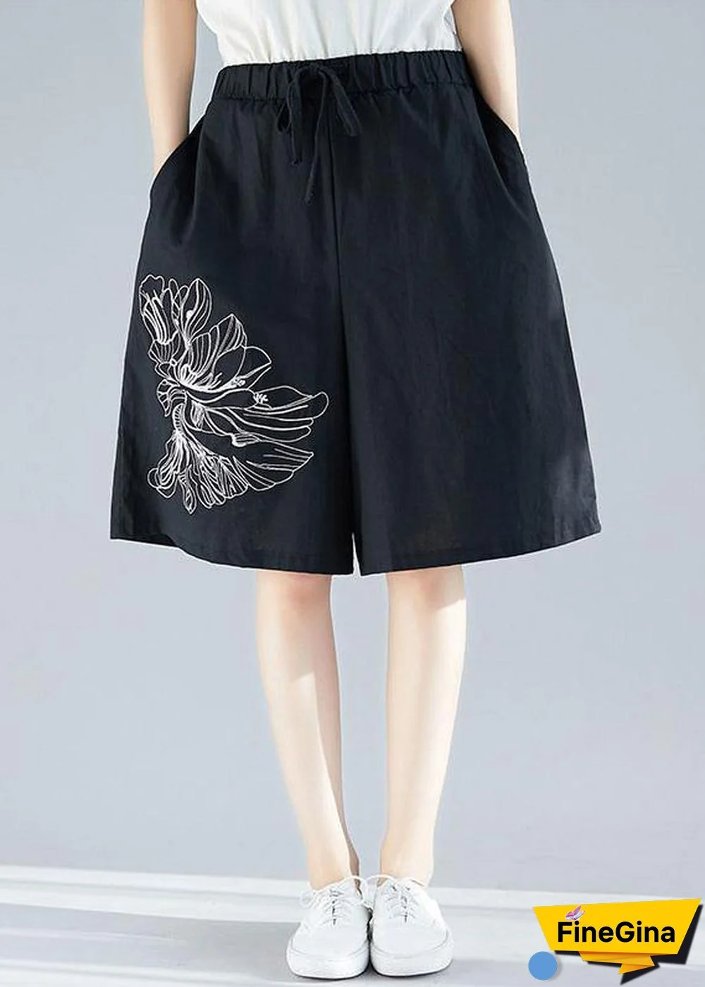 plus size women black cotton blended embroidery shorts