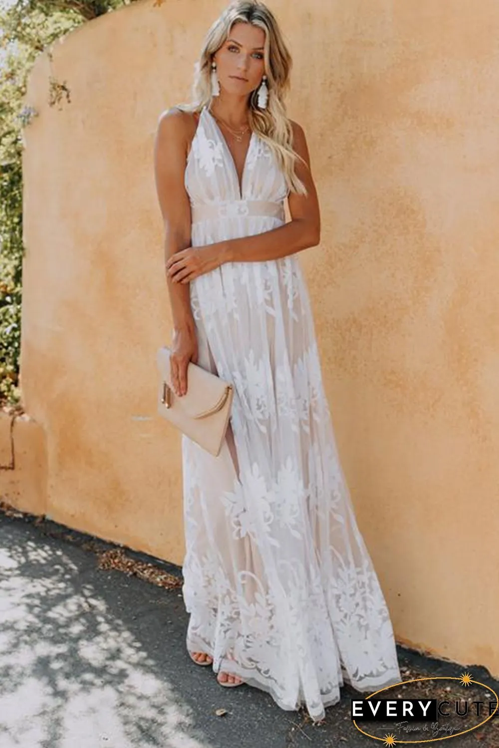 White Lace Contrast Backless Spaghetti Straps Maxi Dress