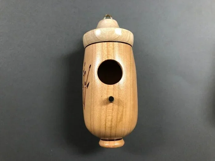 Shinemars Wooden Hummingbird House